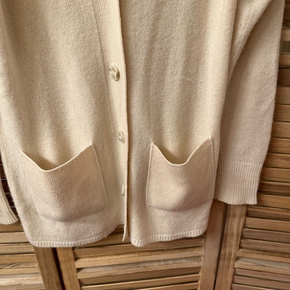 Theory %100 Cashmere Cardigan - Picture 5 of 7